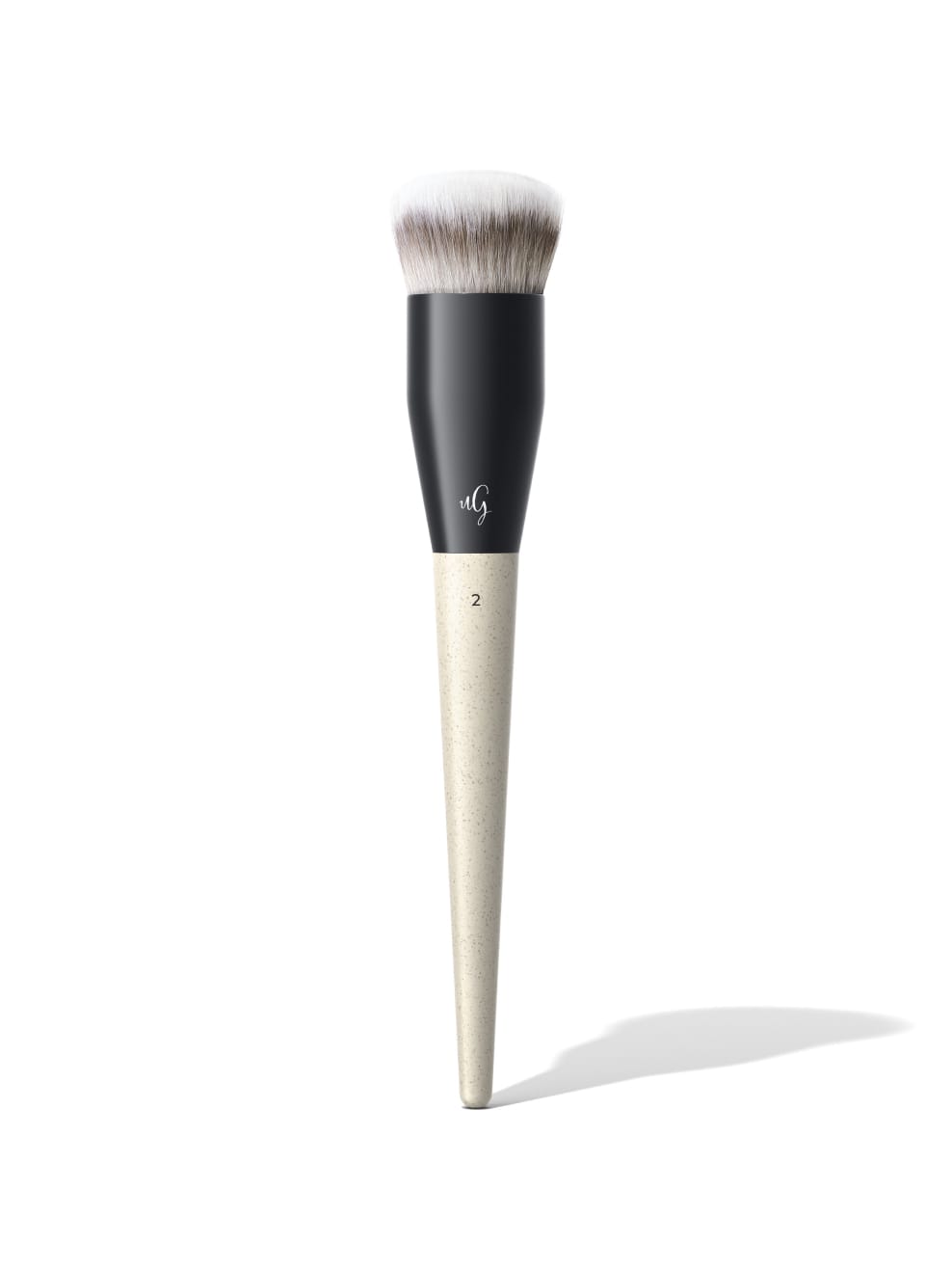 Packshot Foundation Brush Nr. 2